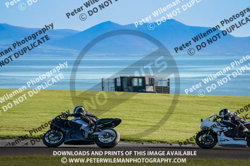 anglesey no limits trackday;anglesey photographs;anglesey trackday photographs;enduro digital images;event digital images;eventdigitalimages;no limits trackdays;peter wileman photography;racing digital images;trac mon;trackday digital images;trackday photos;ty croes